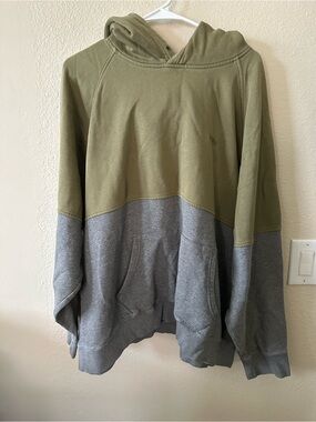 Levi's Olive & Gray Colorblock Men's Hoodie size XXL/ pre owned 1302